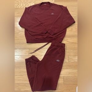 Alo accolade crewneck and sweatpants set